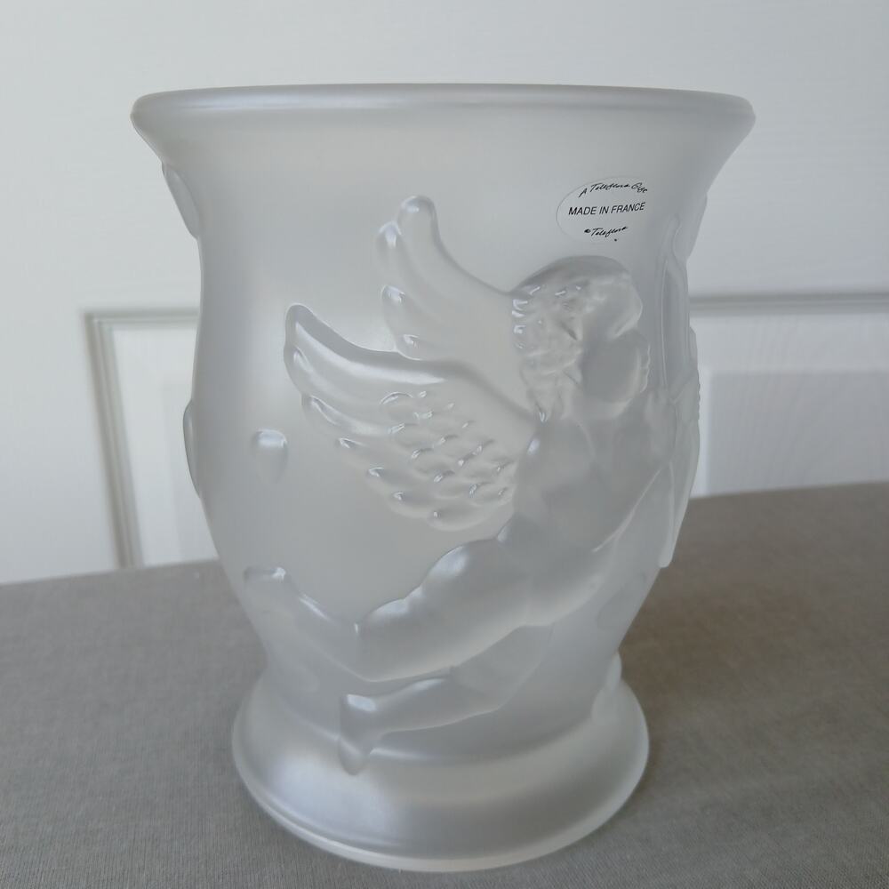 Teleflora Frosted Glass 3D Cupid Vase 5.5"H 4"W vintage valentine cherubs France - Picture 2 of 11
